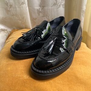 NWOT Seychelles Final Call Loafer Black Patent Women’s Size 8